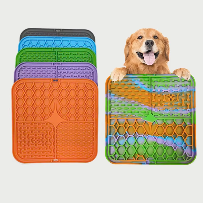 Interactive Silicone Pet Licking Mat – Slow Feeder & Treat Pad